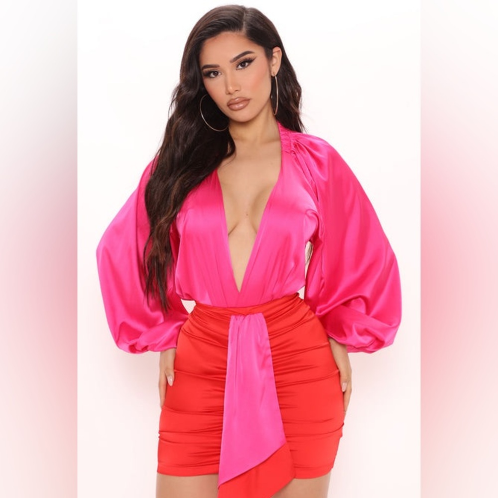 NWT. Fuchsia and Red Satin Skirt Set - Picture 2 of 5